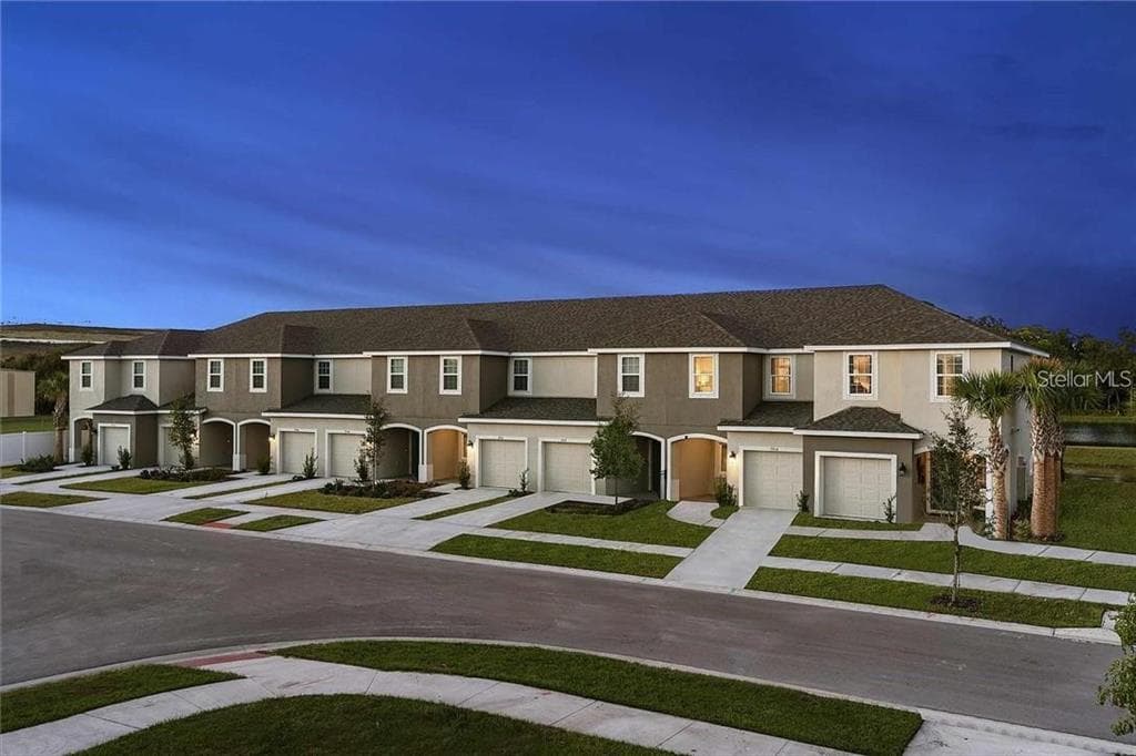 6317 WILLOWSIDE