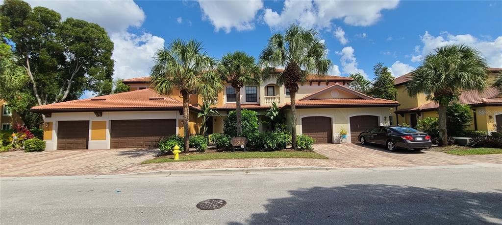 1308 VERDE DRIVE UNIT 4 NAPLES, FL 34105