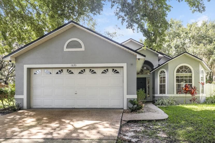 1820 GREENBROOK COURT OVIEDO, FL 32766