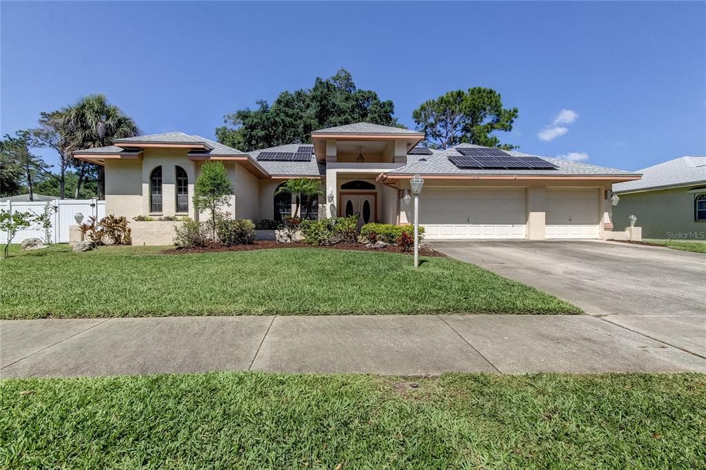 668 WEATHERSFIELD DRIVE
