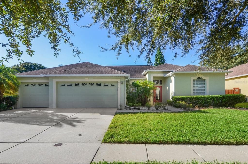 9217 ESTATE COVE CIRCLE RIVERVIEW, FL 33578