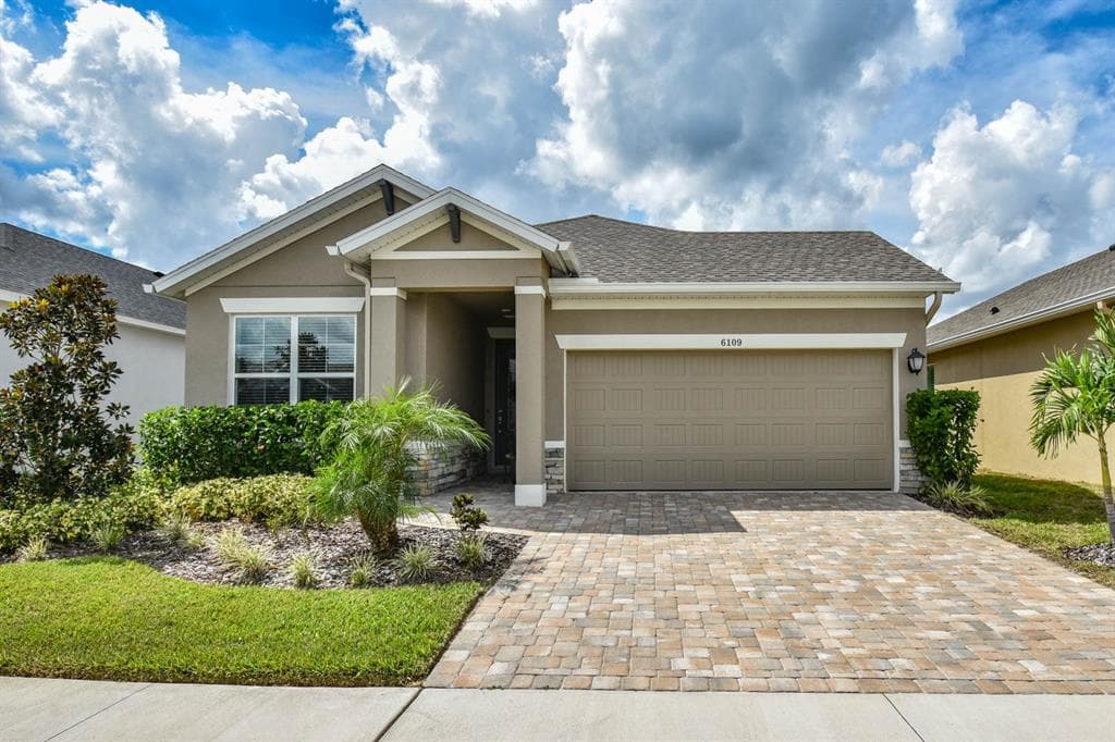 6109 PLOVER MEADOW STREET LITHIA, FL 33547