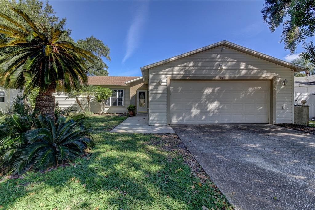 103 MEADOWCROSS DRIVE