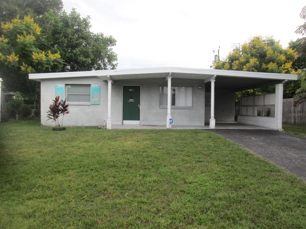 9471 PARK LAKE DRIVE N PINELLAS PARK, FL 33782