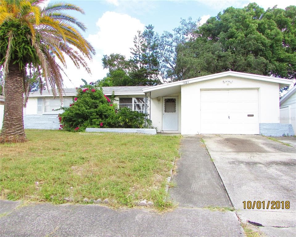 5423 CELCUS DRIVE HOLIDAY, FL 34690