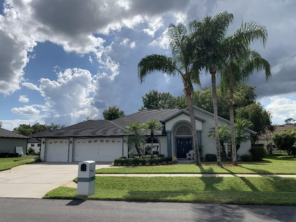 2667 BABBITT AVENUE ORLANDO, FL 32833