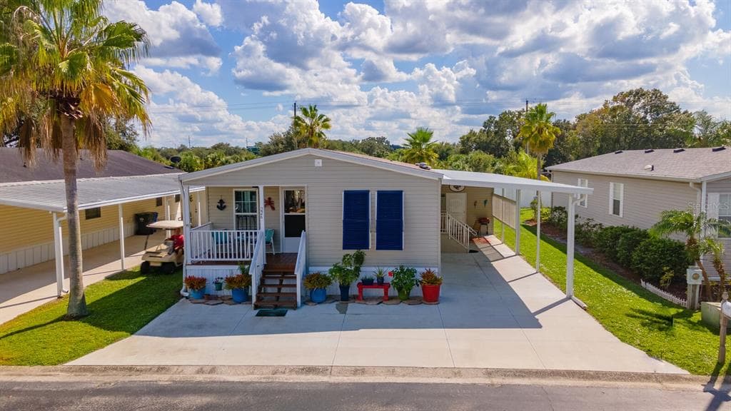 226 S PORT ROYAL LANE APOLLO BEACH, FL 33572