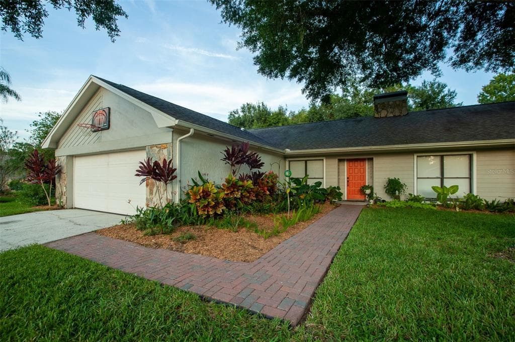 12203 SNEAD PLACE TAMPA, FL 33624