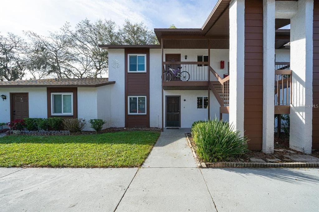 39132 COUNTY ROAD 54 UNIT 2262 ZEPHYRHILLS, FL 33542