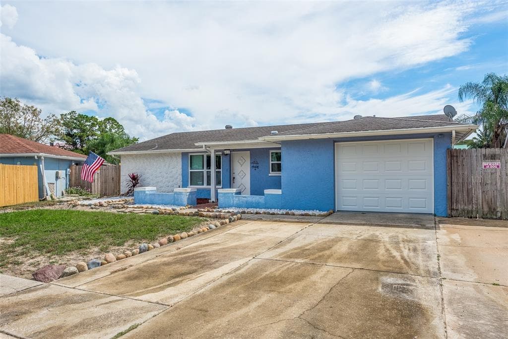 6838 LARCHMONT AVENUE NEW PORT RICHEY, FL 34653