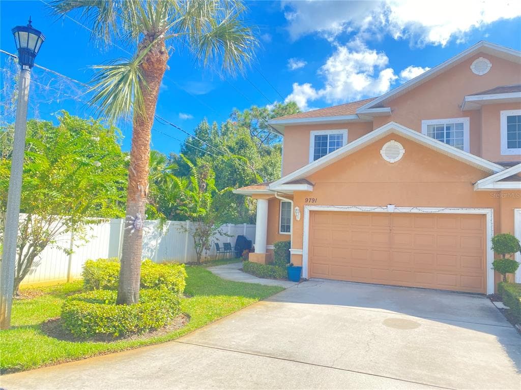 9791 TAYLOR ROSE LANE SEMINOLE, FL 33777