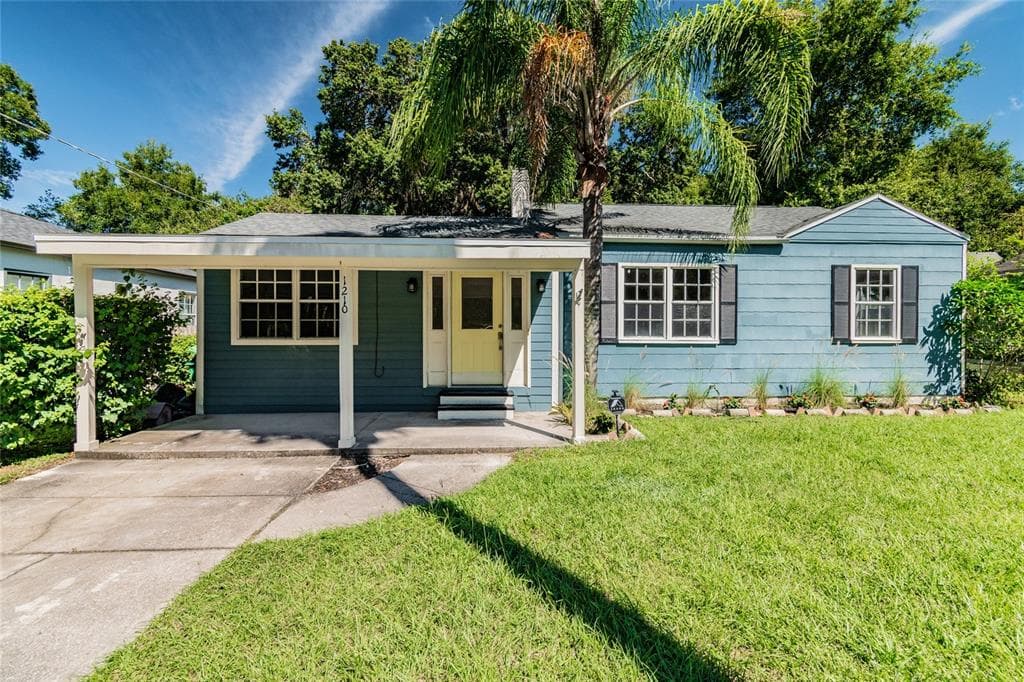1210 E HAMILTON AVENUE TAMPA, FL 33604