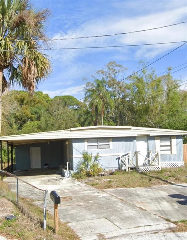 5909 SUSSEX COURT TAMPA, FL 33615