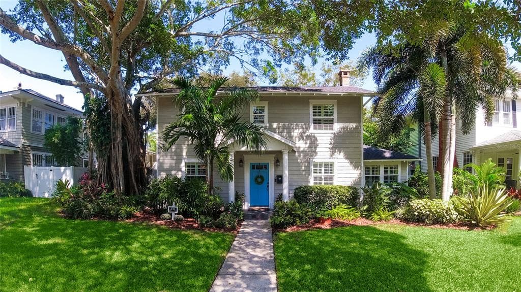 231 16TH AVENUE NE ST PETERSBURG, FL 33704