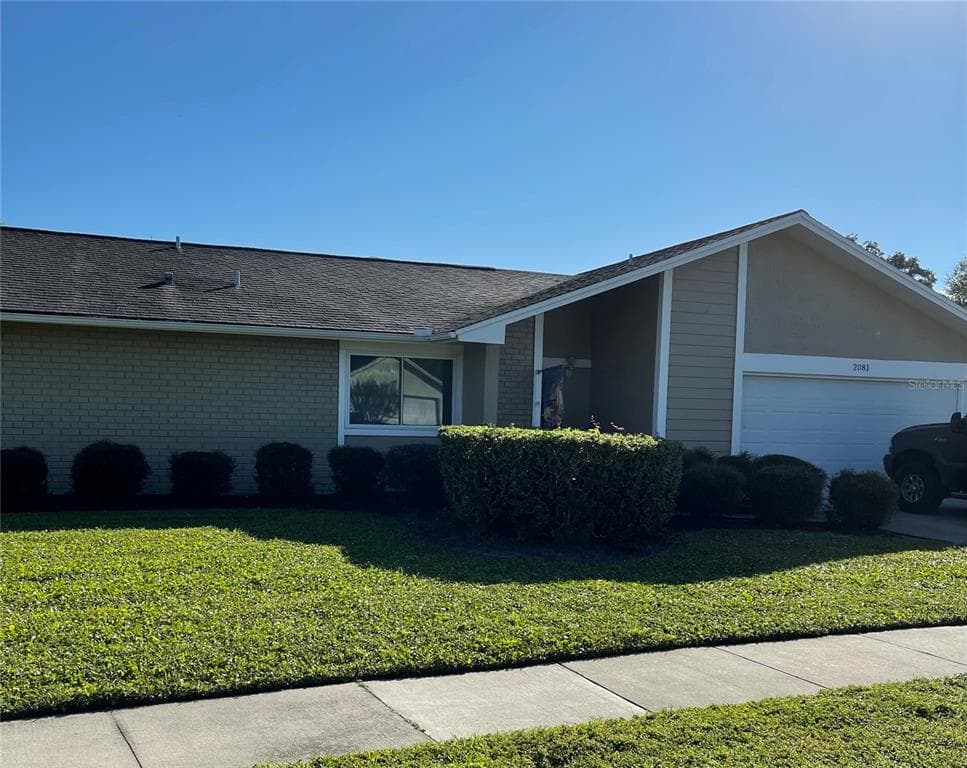 2081 AMBERGRIS DRIVE ORLANDO, FL 32822