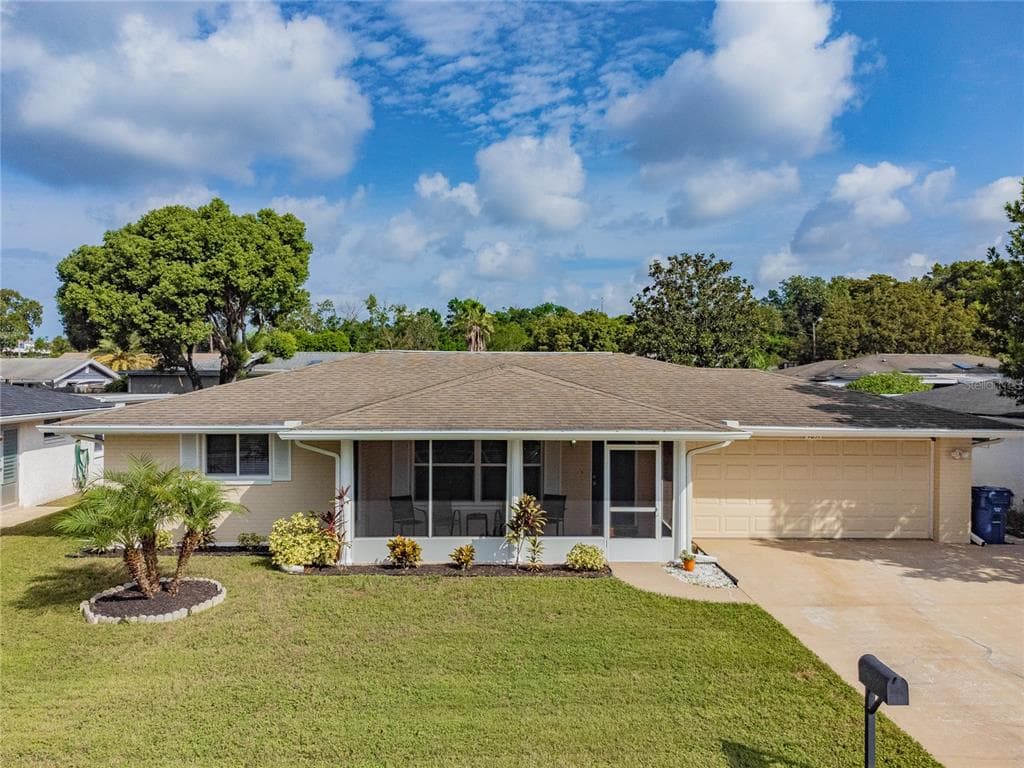 7651 SUMMERTREE LANE NEW PORT RICHEY, FL 34653