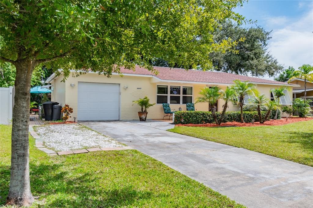 6447 17TH STREET N ST PETERSBURG, FL 33702