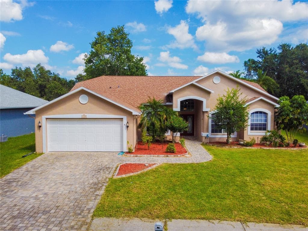 4800 BASSWOOD STREET LAND O LAKES, FL 34639