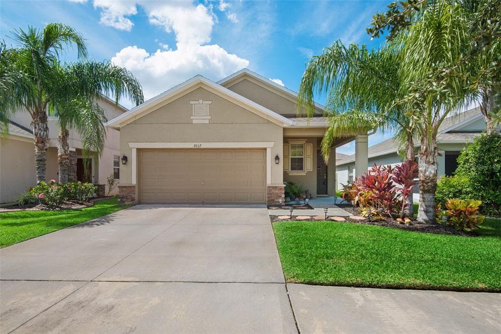 7017 FEATHER WOOD DRIVE SUN CITY CENTER, FL 33573