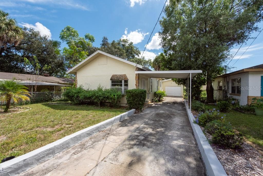 2921 E COLUMBUS DRIVE TAMPA, FL 33605