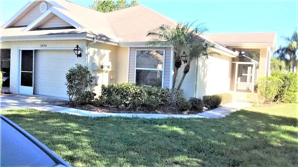 2434 NANTUCKET HARBOR LOOP UNIT 62 SUN CITY CENTER, FL 33573