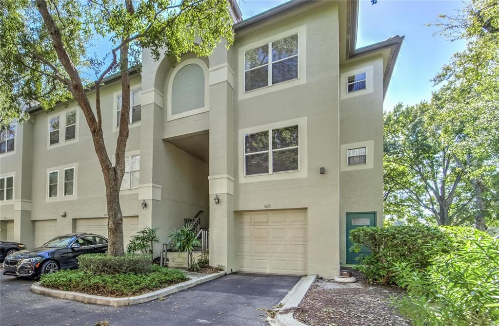601 MASTHEAD COURT TAMPA, FL 33602