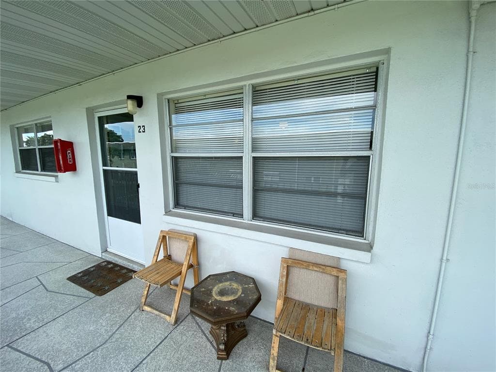 5267 81ST STREET N UNIT 23 ST PETERSBURG, FL 33709