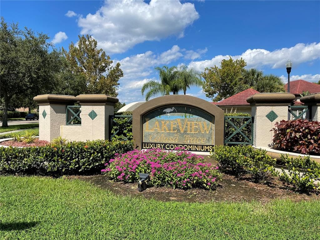 4201 WOODSTORKS WALK WAY UNIT 3201 LUTZ, FL 33558