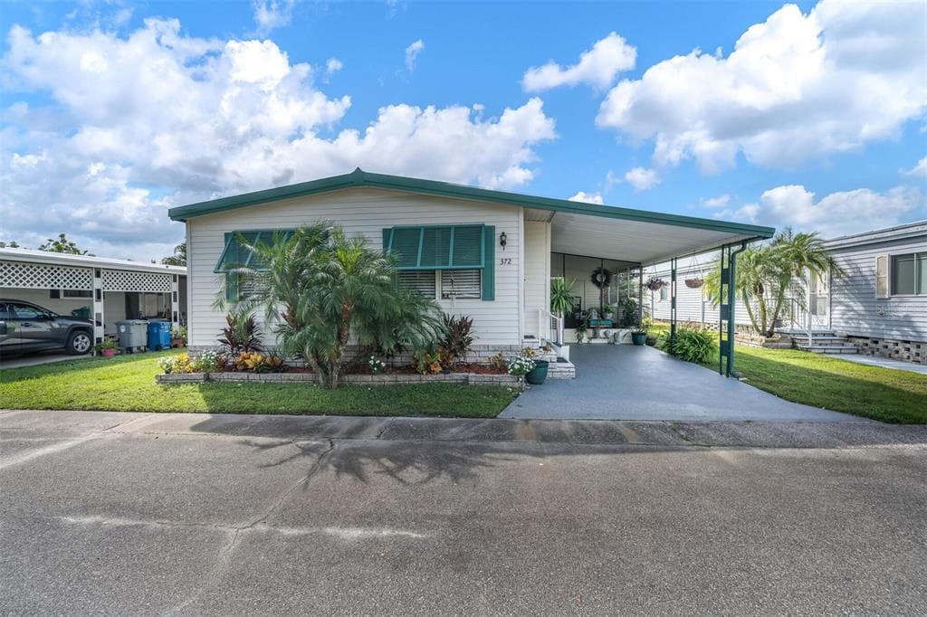 372 COBIA WAY OLDSMAR, FL 34677
