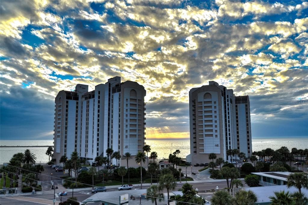 450 S GULFVIEW BOULEVARD UNIT 1604 CLEARWATER, FL 33767