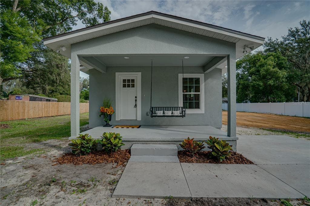 38127 SALEM AVENUE ZEPHYRHILLS, FL 33541