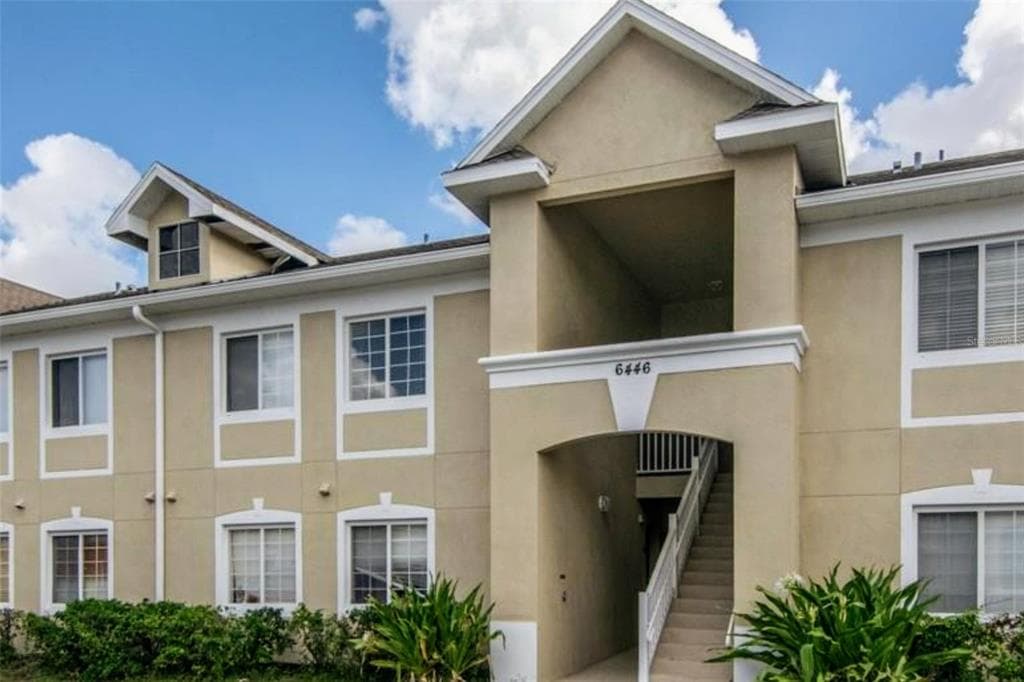 6446 CYPRESSDALE DR UNIT 102 RIVERVIEW, FL 33578