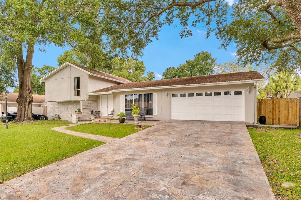 7311 BROOKVIEW CIRCLE