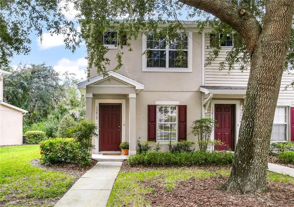 15819 FISHHAWK FALLS DRIVE LITHIA, FL 33547