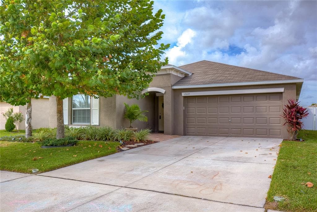12622 FLATWOOD CREEK DRIVE GIBSONTON, FL 33534