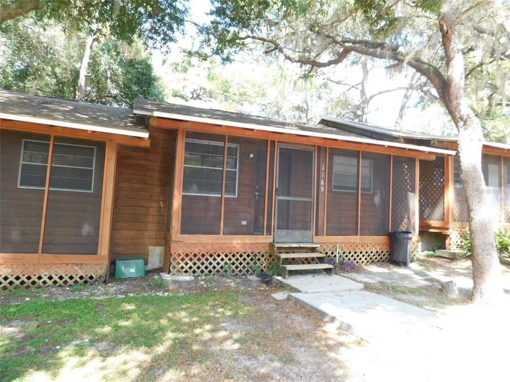 1165 E SPRUCE STREET UNIT B TARPON SPRINGS, FL 34689