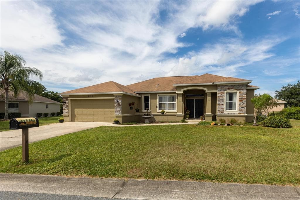 8314 GREYSTONE DRIVE LAKELAND, FL 33810
