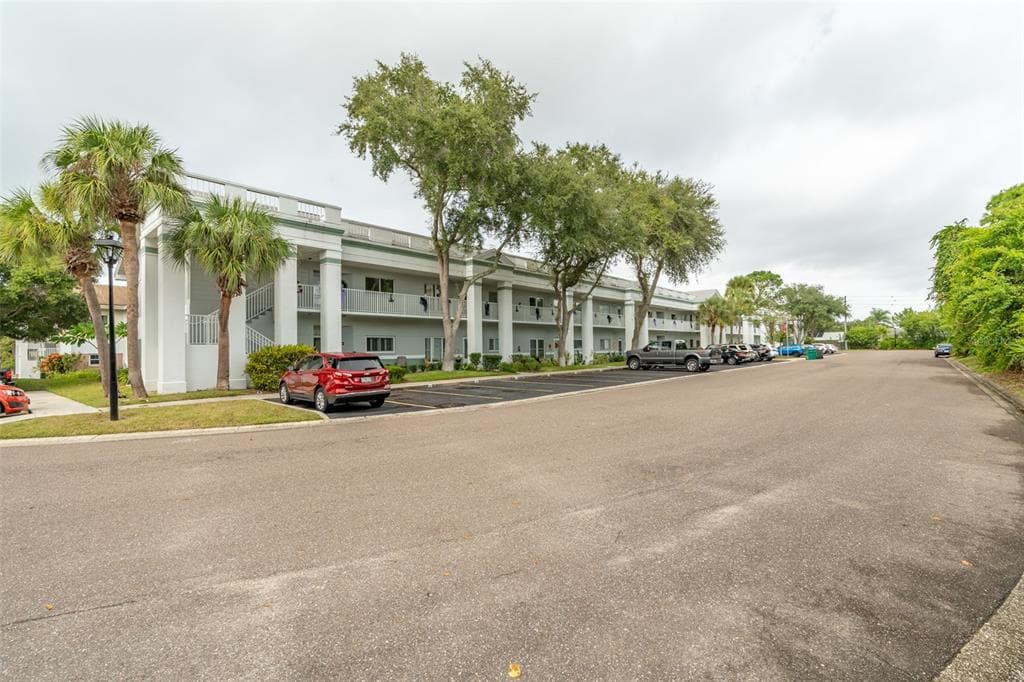 2298 AMERICUS BOULEVARD E UNIT 26 CLEARWATER, FL 33763
