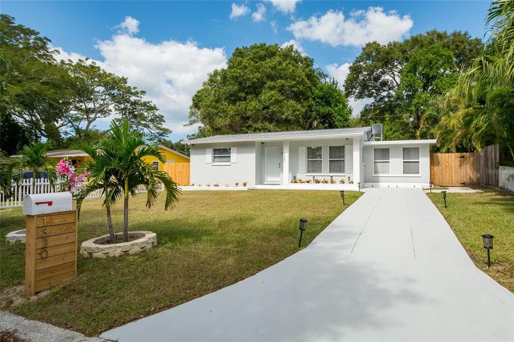 1320 MARY L ROAD CLEARWATER, FL 33755