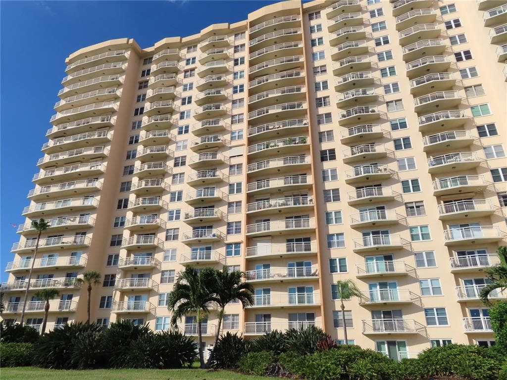 4900 BRITTANY DRIVE S UNIT 205 ST PETERSBURG, FL 33715