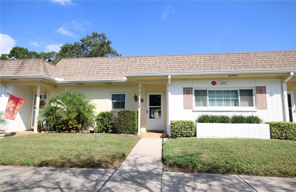 1672 S LAKE AVENUE UNIT 5 CLEARWATER, FL 33756