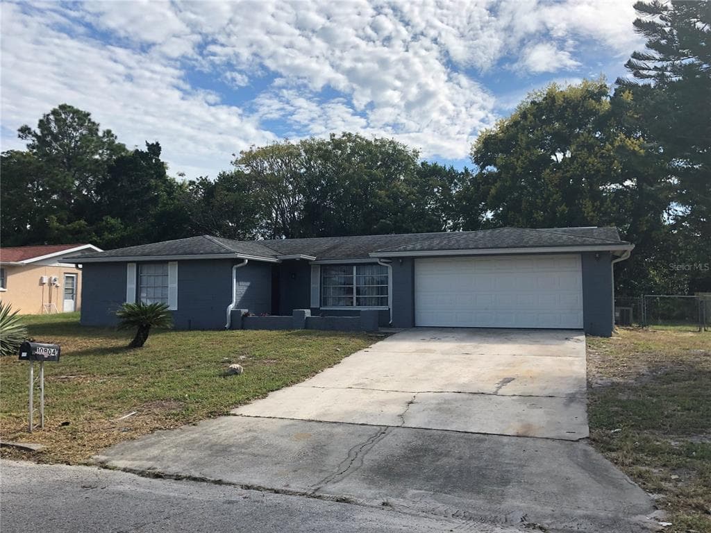 10904 STAMFORD DRIVE PORT RICHEY, FL 34668