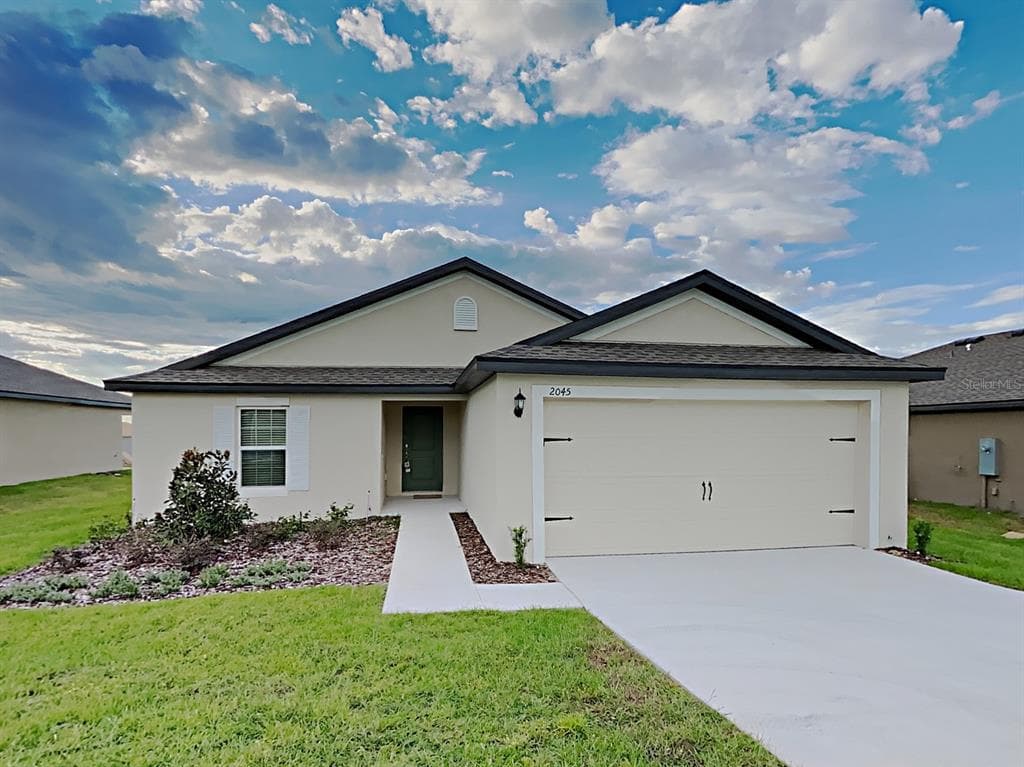 2045 AMBER SWEET CIRCLE DUNDEE, FL 33838