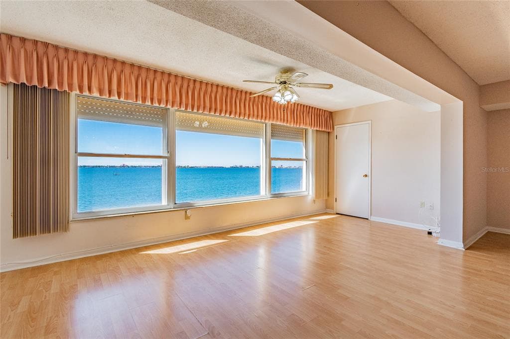 5900 SHORE BOULEVARD S UNIT 611 GULFPORT, FL 33707
