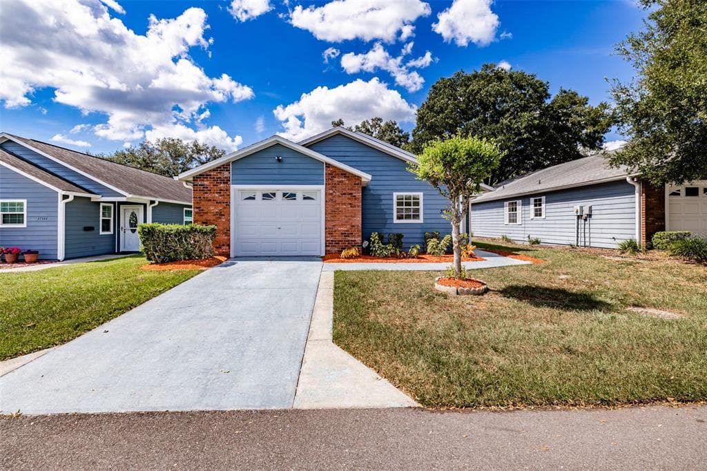37342 DERBYSHIRE DRIVE ZEPHYRHILLS, FL 33542