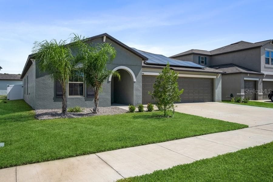 13580 WILLOW BLUESTAR LOOP RIVERVIEW, FL 33579