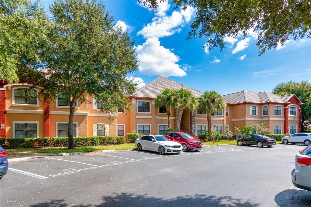 2262 CHIANTI PLACE UNIT 5-0526 PALM HARBOR, FL 34683