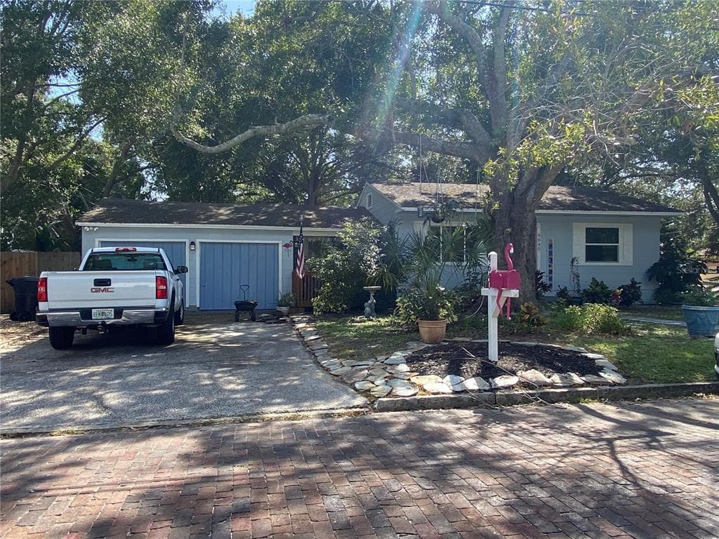 4640 27TH AVENUE S GULFPORT, FL 33711