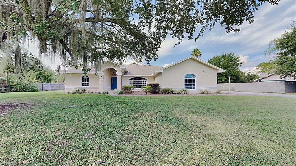 2355 S STEWART STREET KISSIMMEE, FL 34746