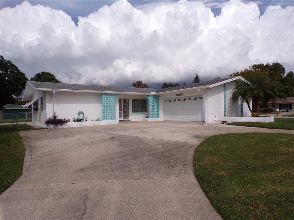 10995 HURON ROAD ST PETERSBURG, FL 33708
